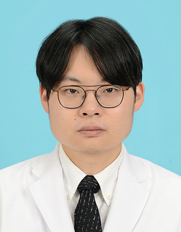 井関 賛